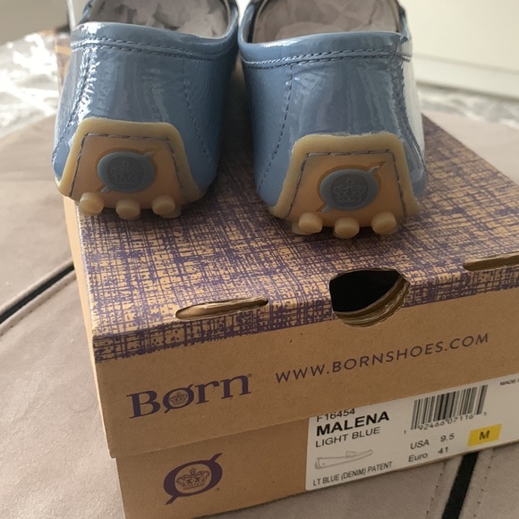 Born NIB Malena Light Blue Patent Loafers size USA 9.5 - Picture 4 of 11